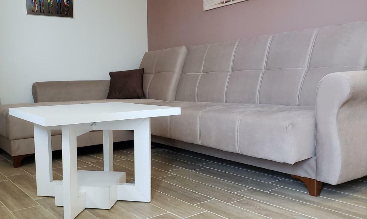 Apartmani Suncokreti - Sunflower Apartments Bar Exteriör bild