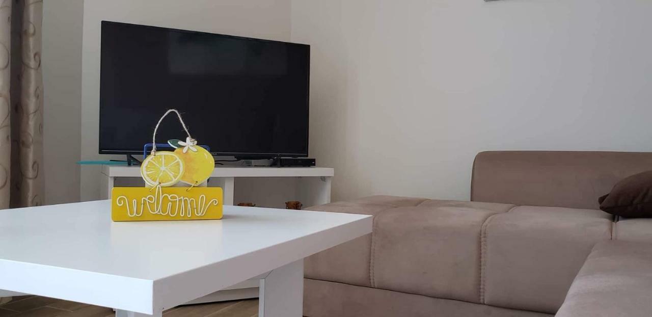Apartmani Suncokreti - Sunflower Apartments Bar Exteriör bild