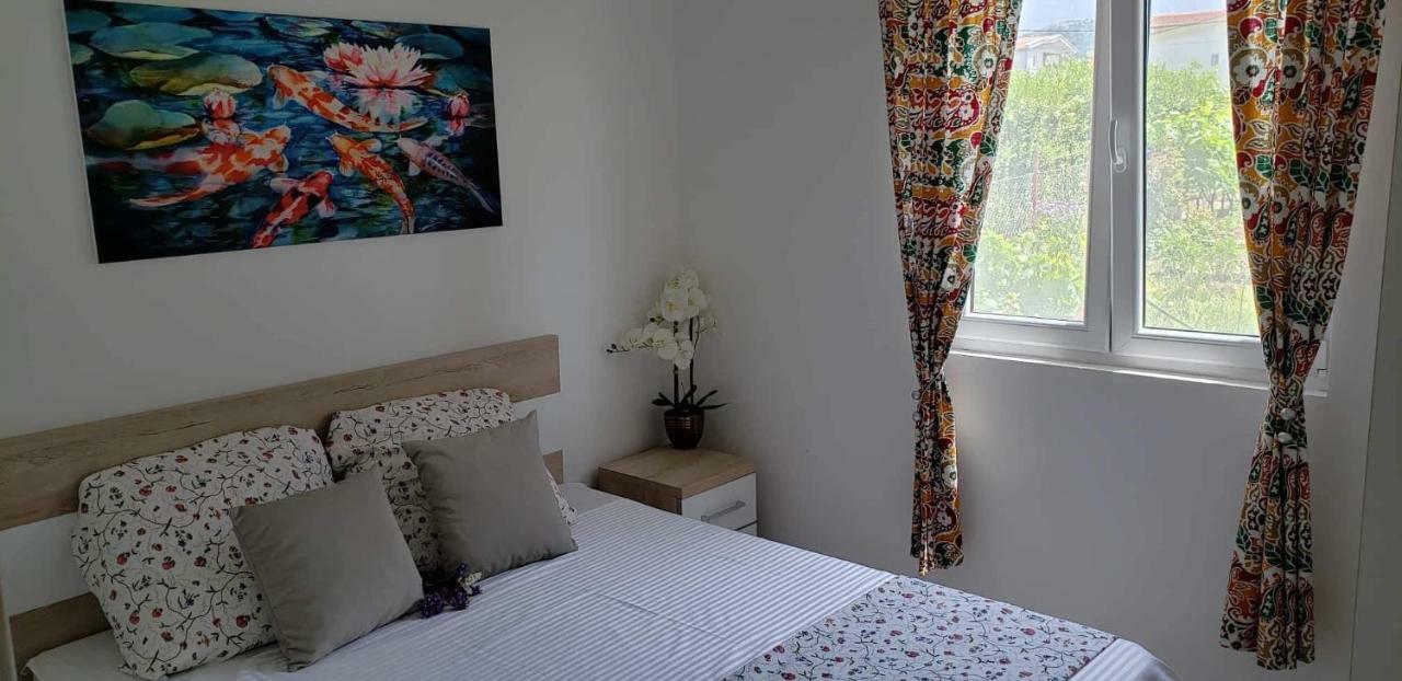 Apartmani Suncokreti - Sunflower Apartments Bar Exteriör bild