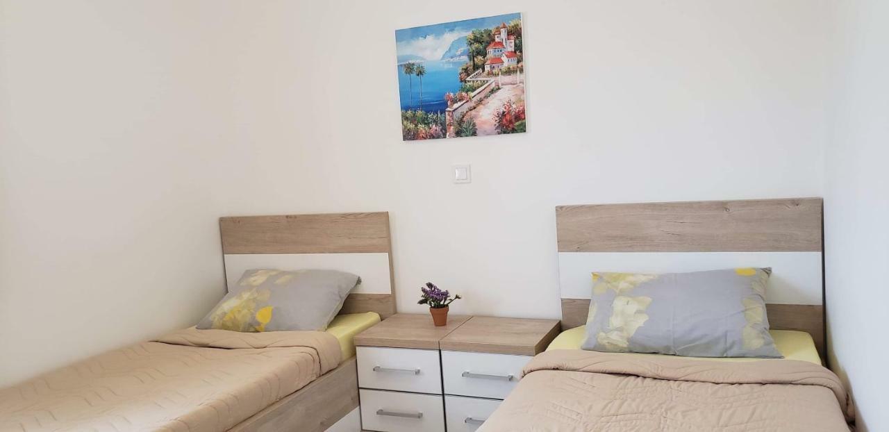 Apartmani Suncokreti - Sunflower Apartments Bar Exteriör bild